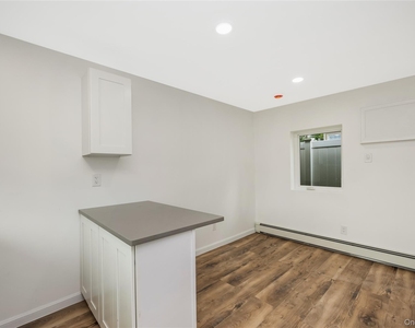 29 Tyler Street - Photo Thumbnail 4