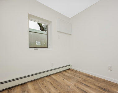 29 Tyler Street - Photo Thumbnail 7