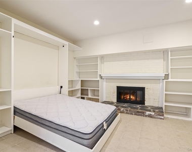 19 Skyview Drive - Photo Thumbnail 13