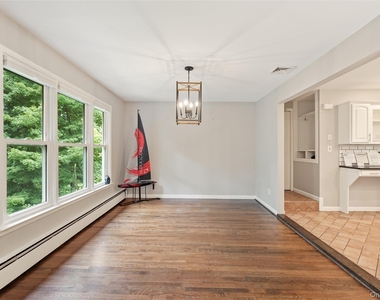 19 Skyview Drive - Photo Thumbnail 4