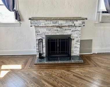 105 Mitchell Avenue - Photo Thumbnail 12