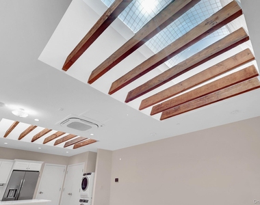 136 Rockaway Avenue - Photo Thumbnail 14