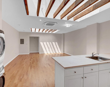 136 Rockaway Avenue - Photo Thumbnail 1