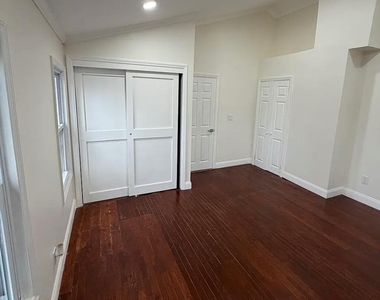 39 Jackson Street - Photo Thumbnail 2