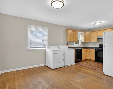 68a Graywood Road - Photo Thumbnail 6
