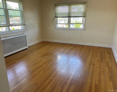 149 N Broome Avenue - Photo Thumbnail 2