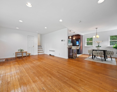 21 Joyce Road - Photo Thumbnail 1