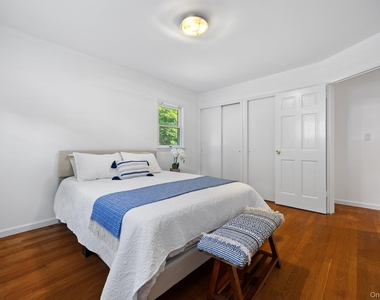 21 Joyce Road - Photo Thumbnail 11