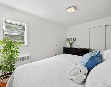 21 Joyce Road - Photo Thumbnail 8
