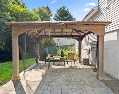 21 Joyce Road - Photo Thumbnail 24