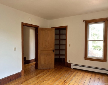 35 Prospect Street - Photo Thumbnail 6