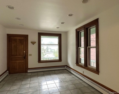 35 Prospect Street - Photo Thumbnail 1