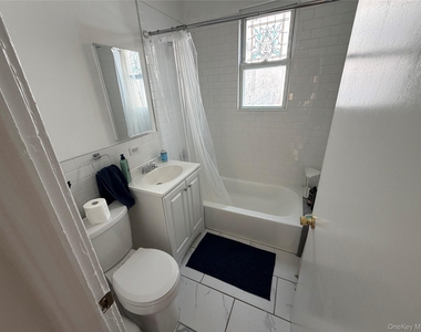 527 W Beech Street - Photo Thumbnail 13