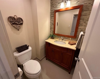 360 Shore Road - Photo Thumbnail 6