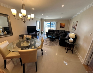 360 Shore Road - Photo Thumbnail 5