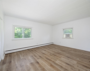 216 Hobbs Lane - Photo Thumbnail 14