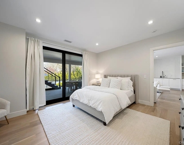 130 Highview Drive - Photo Thumbnail 17