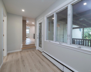 180 Boston Avenue - Photo Thumbnail 12