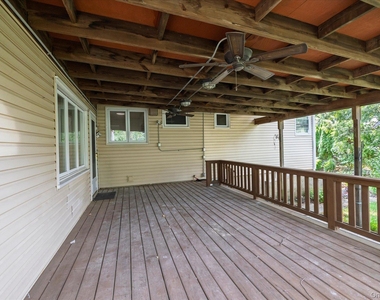 180 Boston Avenue - Photo Thumbnail 17