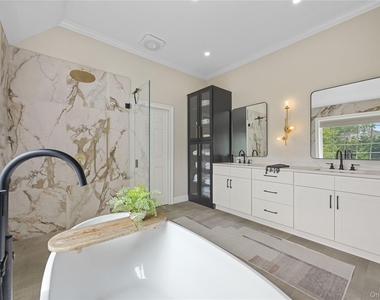 15 W Barrett Hill Road - Photo Thumbnail 23