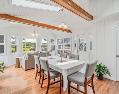 7 Oak Drive - Photo Thumbnail 13