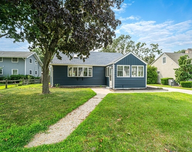 7 Oak Drive - Photo Thumbnail 2
