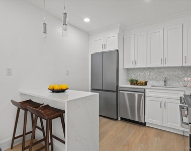 21 Fariview Avenue - Photo Thumbnail 12
