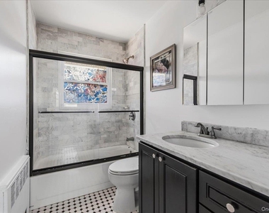 4 Cecil Place - Photo Thumbnail 16