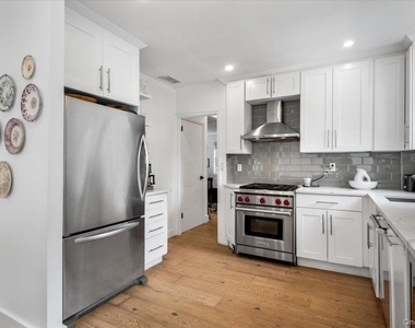 128 Glendale Road - Photo Thumbnail 13
