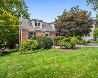 128 Glendale Road - Photo Thumbnail 1