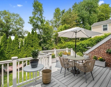 128 Glendale Road - Photo Thumbnail 38