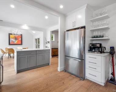 128 Glendale Road - Photo Thumbnail 15