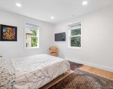 128 Glendale Road - Photo Thumbnail 21