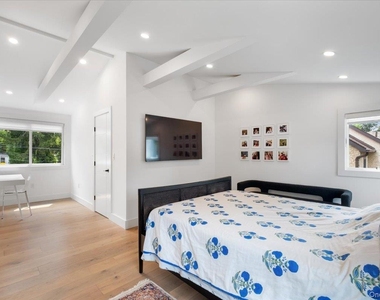128 Glendale Road - Photo Thumbnail 27