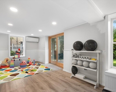 128 Glendale Road - Photo Thumbnail 30