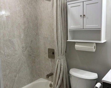 2104 Cherry Hill Drive - Photo Thumbnail 24