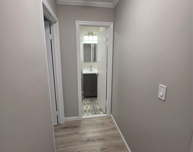 2104 Cherry Hill Drive - Photo Thumbnail 23