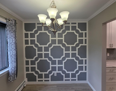 2104 Cherry Hill Drive - Photo Thumbnail 11