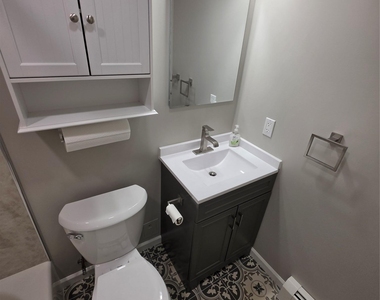 2104 Cherry Hill Drive - Photo Thumbnail 29
