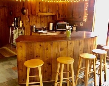 25 Columbia Avenue - Photo Thumbnail 7