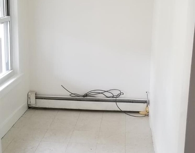 6 Broadhead Street - Photo Thumbnail 5