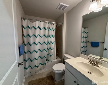 1002 Hights Farm Road - Photo Thumbnail 4