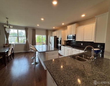 1002 Hights Farm Road - Photo Thumbnail 17