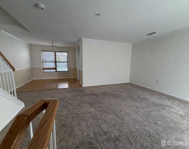 468 Great Beds Court - Photo Thumbnail 4