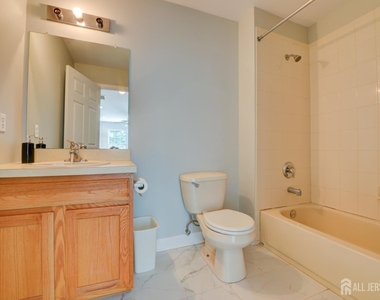 34 Forest Drive - Photo Thumbnail 19