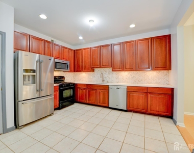 34 Forest Drive - Photo Thumbnail 13