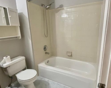 315 Plymouth Road - Photo Thumbnail 12