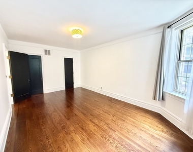 145 Hicks Street - Photo Thumbnail 7