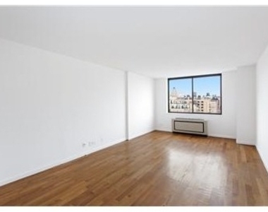 275 W 96th Street - Photo Thumbnail 4