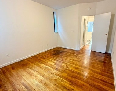 500.5 E 84th Street - Photo Thumbnail 7